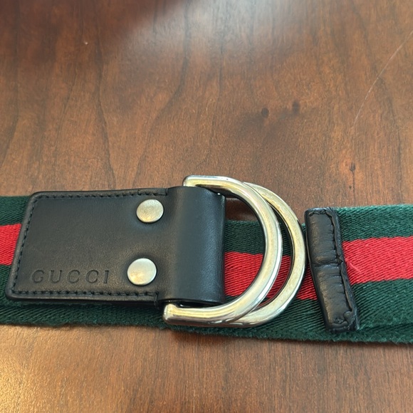 Gucci belt 110-44 great used condition, - Picture 2 of 3